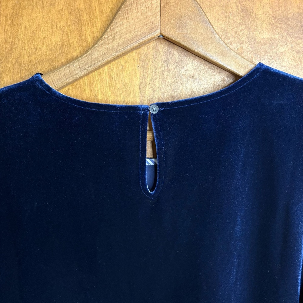 Vineyard Vines Navy Blue Velvet Sleeveless Shell Blouse Top NWT Formal Office - Picture 6 of 12
